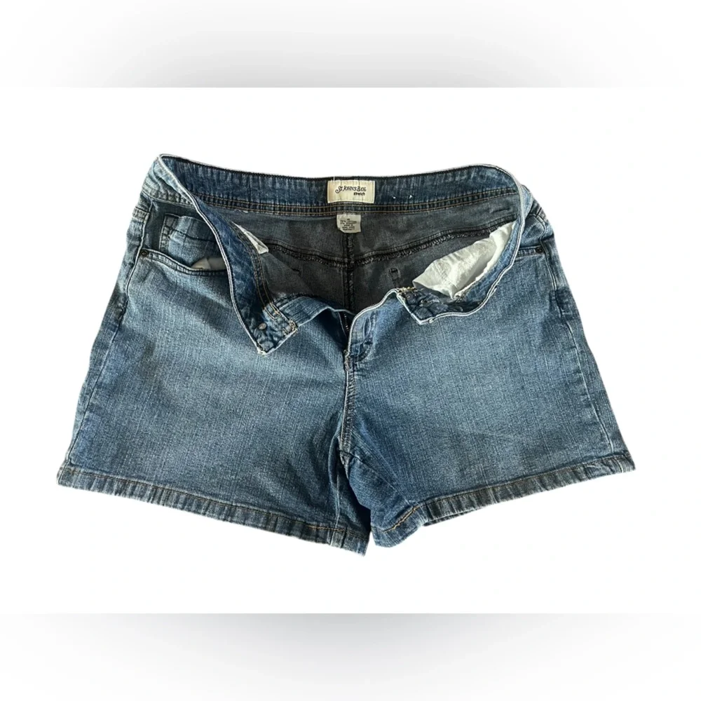 Women's St. John's Bay Denim Shorts - Picture 7 of 7